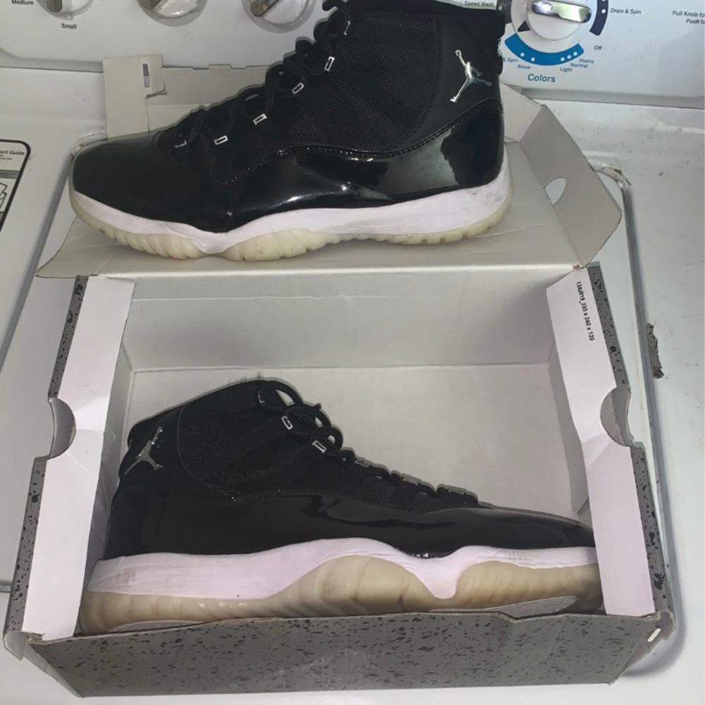 Jordan 11s